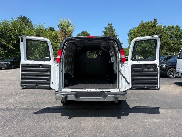 2025 Chevrolet Express Cargo Base