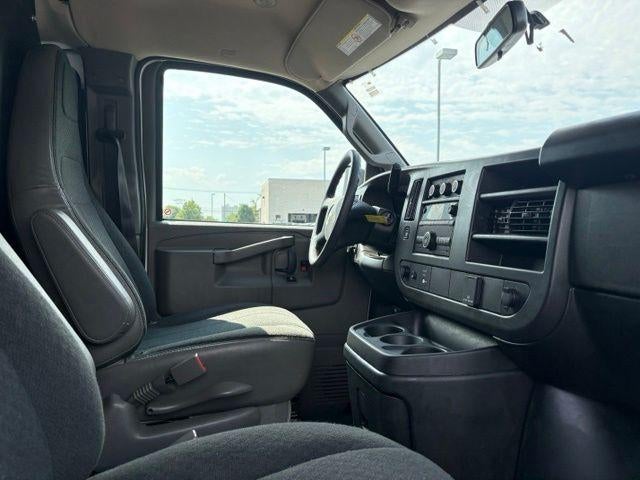 2025 Chevrolet Express Cargo Base
