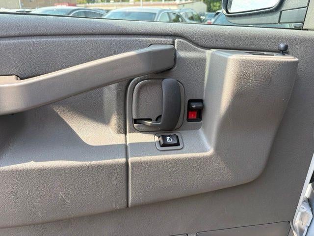 2025 Chevrolet Express Cargo Base