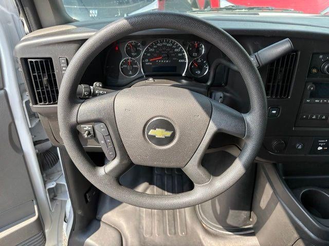 2025 Chevrolet Express Cargo Base