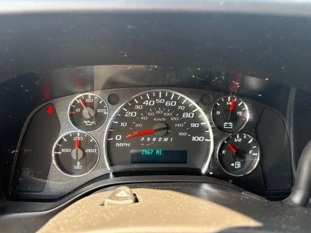 2025 Chevrolet Express Cargo Base