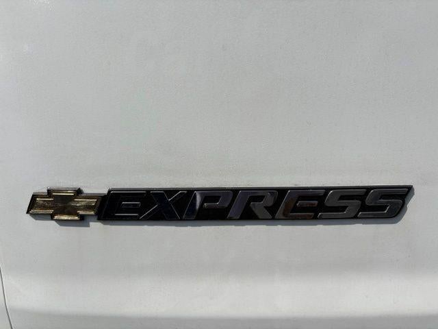 2025 Chevrolet Express Cargo Base