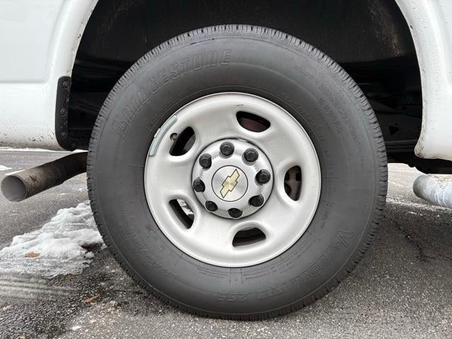 2024 Chevrolet Express Cargo 2500 Base