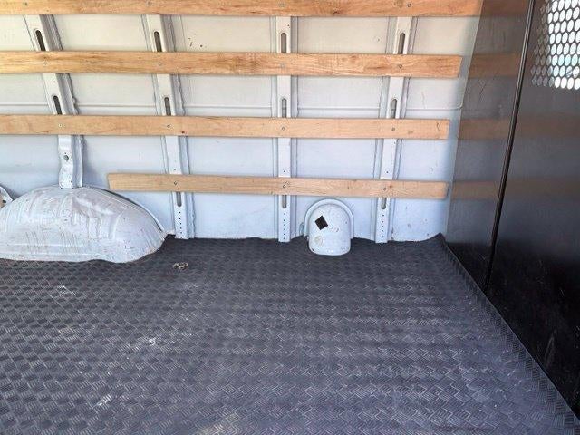 2025 Chevrolet Express Cargo Base