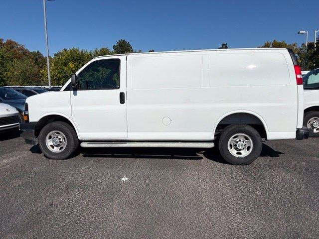 2025 Chevrolet Express Cargo Base