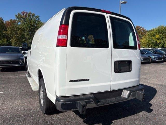 2025 Chevrolet Express Cargo Base