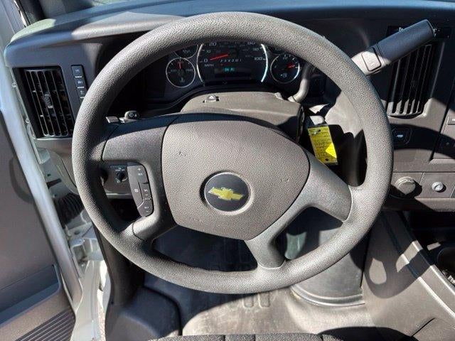 2025 Chevrolet Express Cargo Base