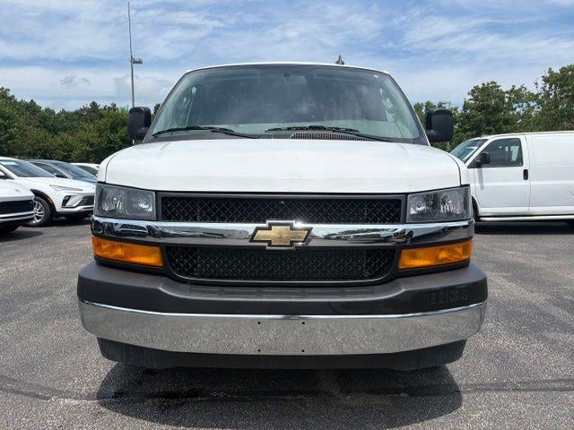 2025 Chevrolet Express Cargo Base