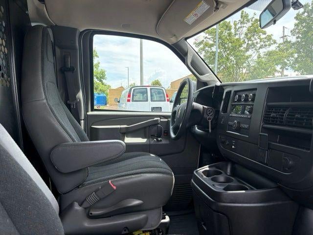 2025 Chevrolet Express Cargo Base