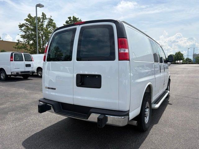 2025 Chevrolet Express Cargo Base