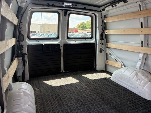 2025 Chevrolet Express Cargo Base