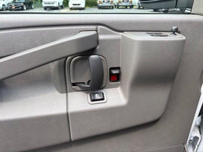 2025 Chevrolet Express Cargo Base