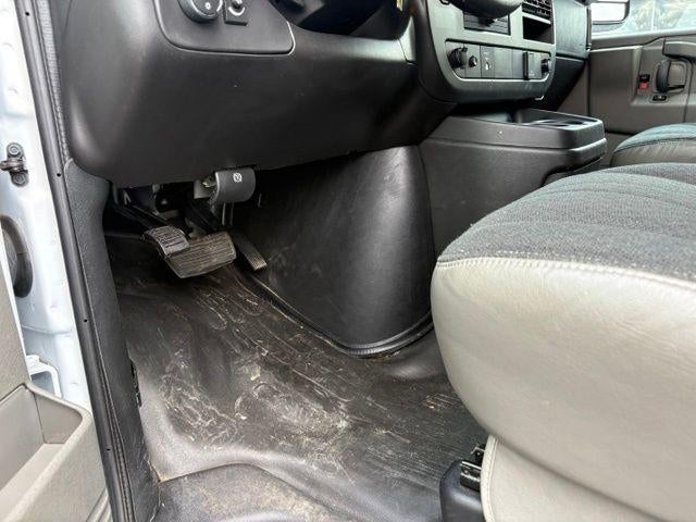 2025 Chevrolet Express Cargo Base