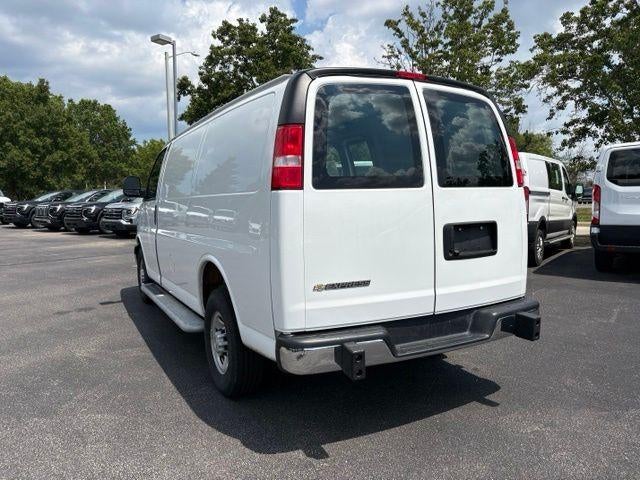 2025 Chevrolet Express Cargo Base