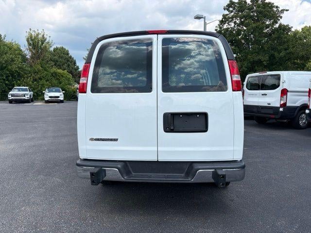 2025 Chevrolet Express Cargo Base