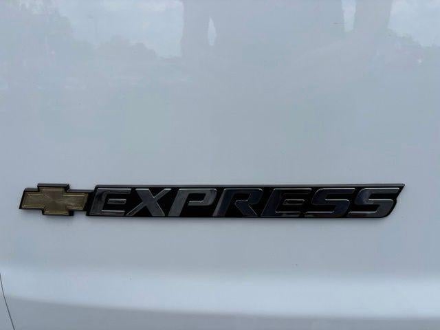 2025 Chevrolet Express Cargo Base
