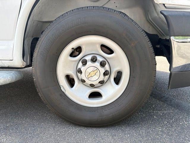 2024 Chevrolet Express Cargo 2500 Base