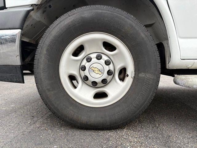 2024 Chevrolet Express Cargo 2500 Base