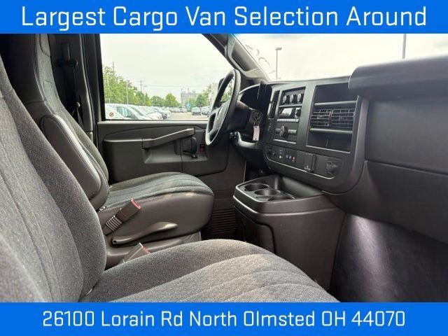 2025 Chevrolet Express Cargo Base