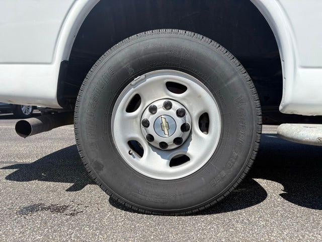 2024 Chevrolet Express Cargo 2500 Base