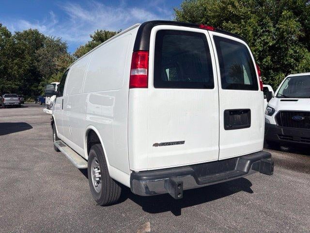 2025 Chevrolet Express Cargo Base