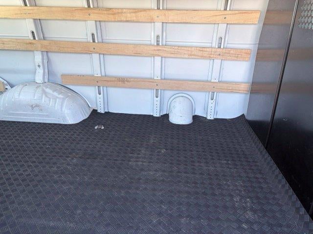 2025 Chevrolet Express Cargo Base