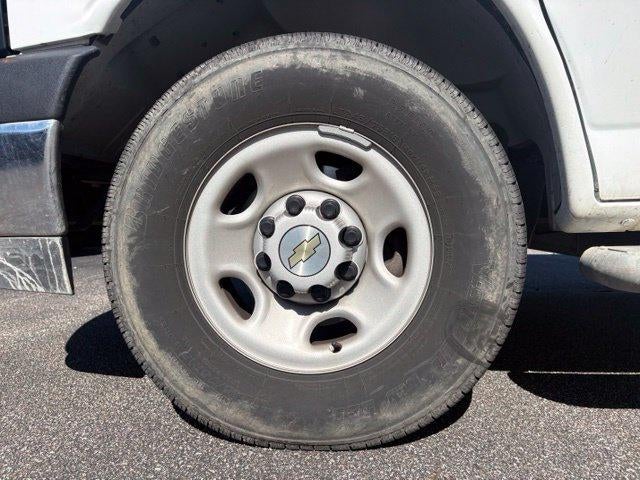 2025 Chevrolet Express Cargo Base