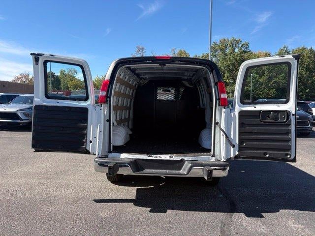2025 Chevrolet Express Cargo Base