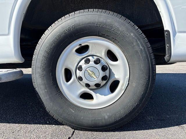 2024 Chevrolet Express Cargo 2500 Base