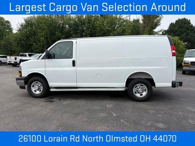 2025 Chevrolet Express Cargo Base