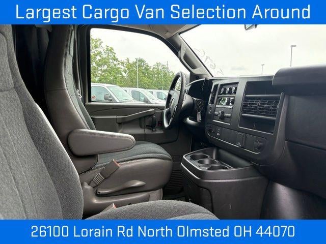 2025 Chevrolet Express Cargo Base
