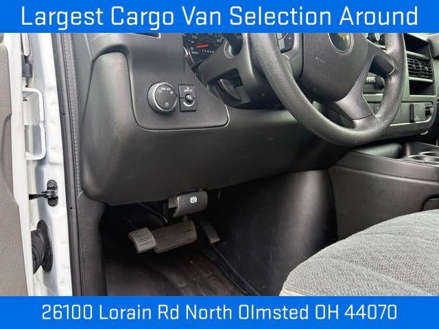 2025 Chevrolet Express Cargo Base