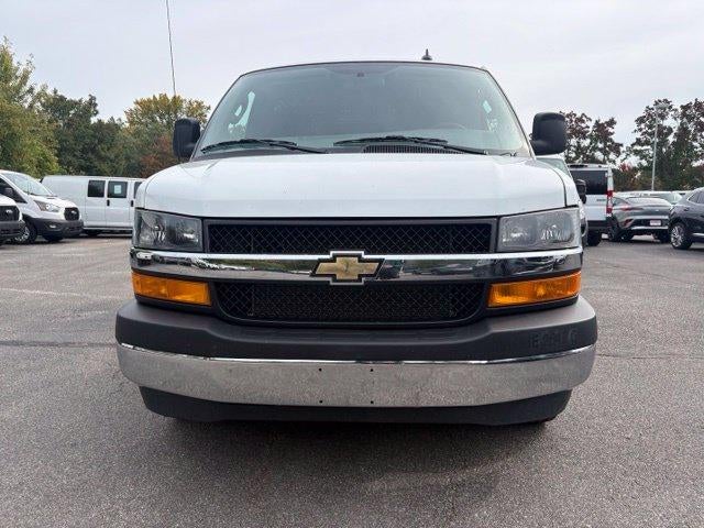 2025 Chevrolet Express Cargo Base