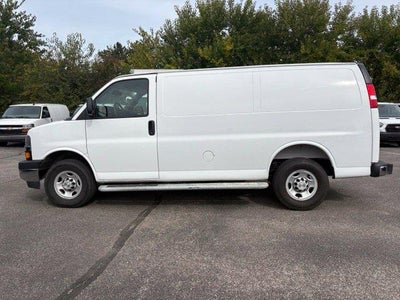 2025 Chevrolet Express Cargo Base