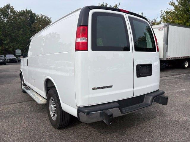 2025 Chevrolet Express Cargo Base
