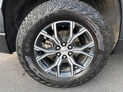 2024 GMC Acadia AWD AT4