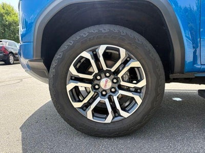 2023 GMC Canyon 4WD AT4