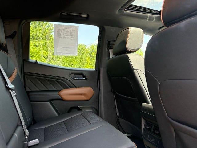 2023 GMC Canyon 4WD AT4