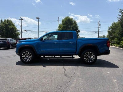 2023 GMC Canyon 4WD AT4