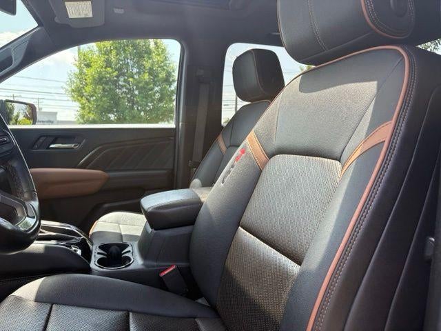 2023 GMC Canyon 4WD AT4