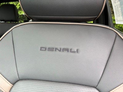 2023 GMC Canyon 4WD Denali