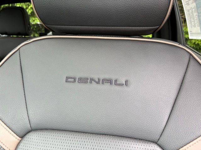 2023 GMC Canyon 4WD Denali