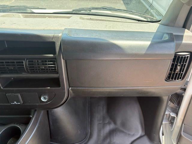 2024 GMC Savana Cargo 2500 Base