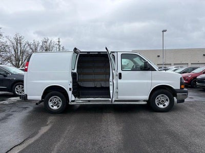 2024 GMC Savana Cargo 2500 Base