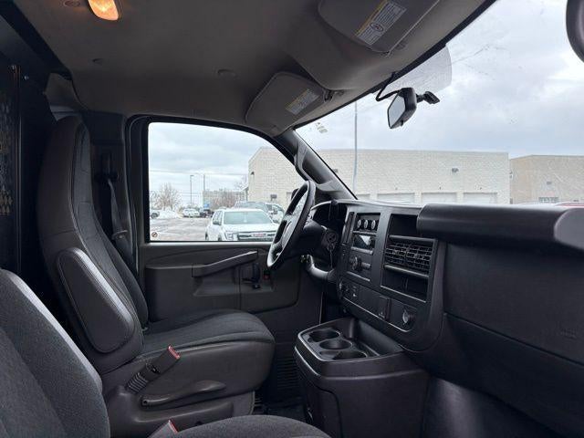2024 GMC Savana Cargo 2500 Base