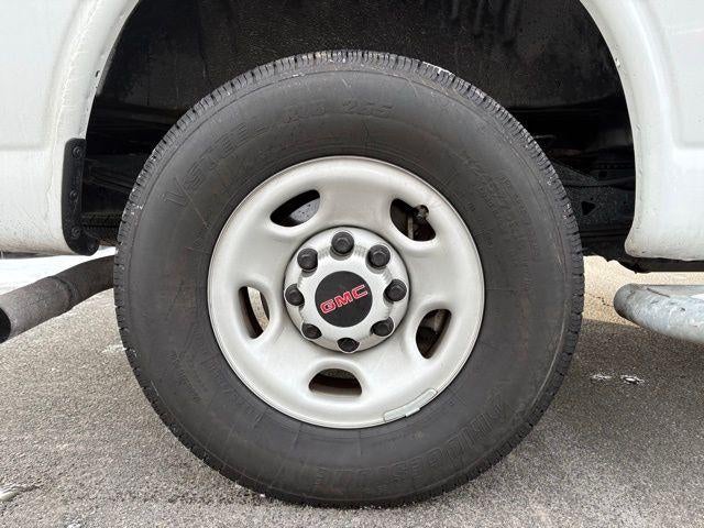 2024 GMC Savana Cargo 2500 Base