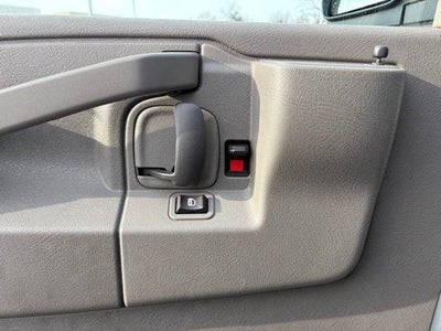 2024 GMC Savana Cargo 2500 Base