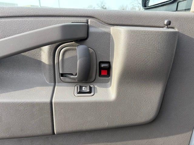 2024 GMC Savana Cargo 2500 Base