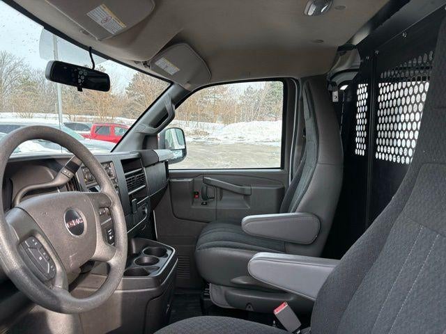 2024 GMC Savana Cargo 2500 Base