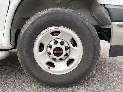 2024 GMC Savana Cargo 2500 Base